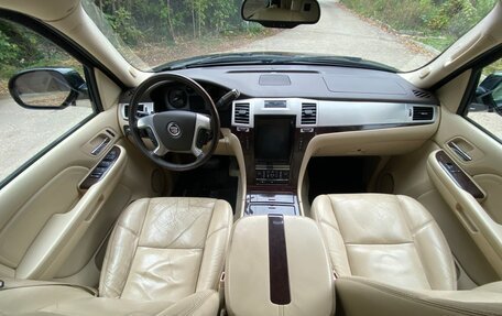 Cadillac Escalade III, 2007 год, 1 400 000 рублей, 14 фотография