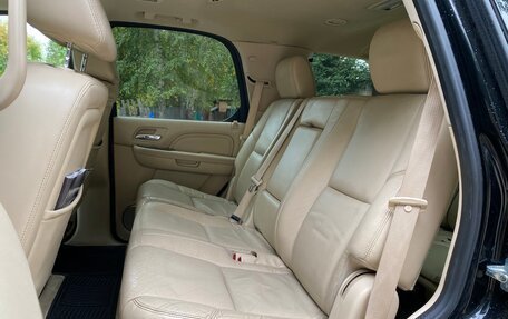 Cadillac Escalade III, 2007 год, 1 400 000 рублей, 10 фотография