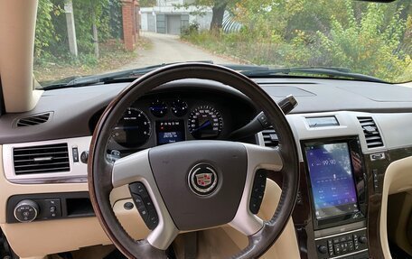 Cadillac Escalade III, 2007 год, 1 400 000 рублей, 16 фотография