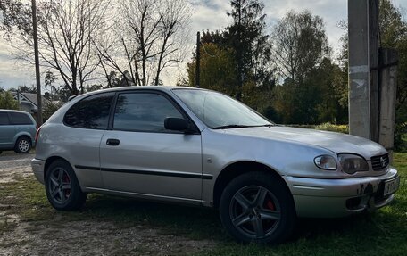 Toyota Corolla, 2001 год, 330 000 рублей, 4 фотография