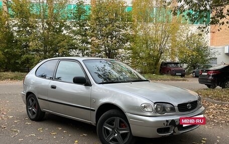 Toyota Corolla, 2001 год, 330 000 рублей, 3 фотография