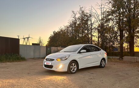Hyundai Accent IV, 2011 год, 630 000 рублей, 2 фотография