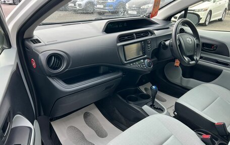 Toyota Aqua I, 2014 год, 909 000 рублей, 12 фотография