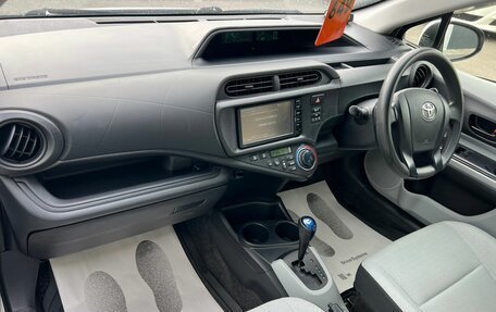 Toyota Aqua I, 2014 год, 909 000 рублей, 13 фотография