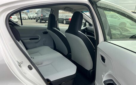 Toyota Aqua I, 2014 год, 909 000 рублей, 17 фотография