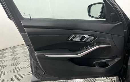 BMW 3 серия, 2019 год, 3 749 000 рублей, 9 фотография