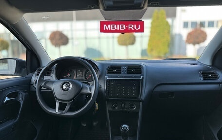 Volkswagen Polo VI (EU Market), 2017 год, 800 000 рублей, 17 фотография