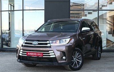 Toyota Highlander III, 2019 год, 4 030 000 рублей, 1 фотография