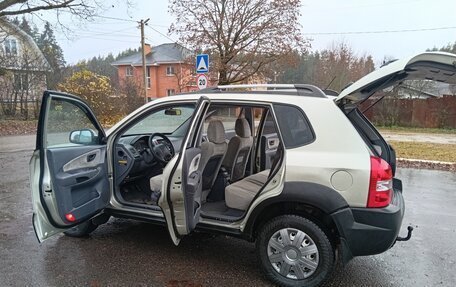 Hyundai Tucson III, 2004 год, 499 000 рублей, 22 фотография