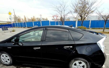 Toyota Prius, 2011 год, 990 000 рублей, 4 фотография