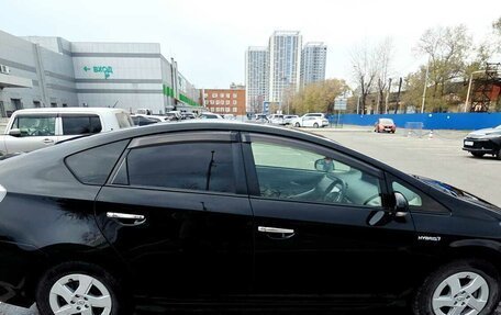 Toyota Prius, 2011 год, 990 000 рублей, 5 фотография