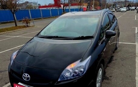 Toyota Prius, 2011 год, 990 000 рублей, 2 фотография