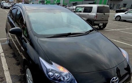 Toyota Prius, 2011 год, 990 000 рублей, 3 фотография
