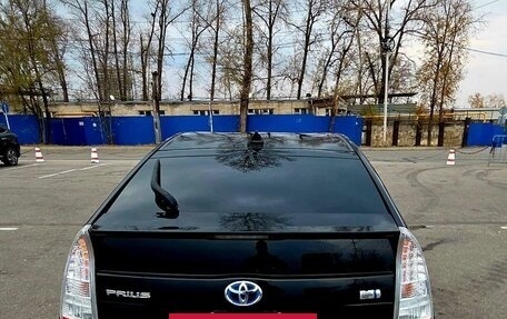 Toyota Prius, 2011 год, 990 000 рублей, 7 фотография