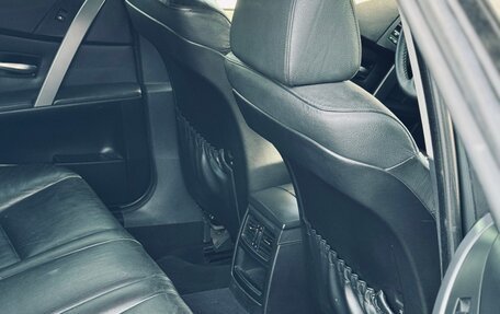 BMW 5 серия, 2005 год, 999 000 рублей, 9 фотография