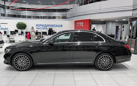 Mercedes-Benz E-Класс, 2018 год, 2 995 000 рублей, 12 фотография