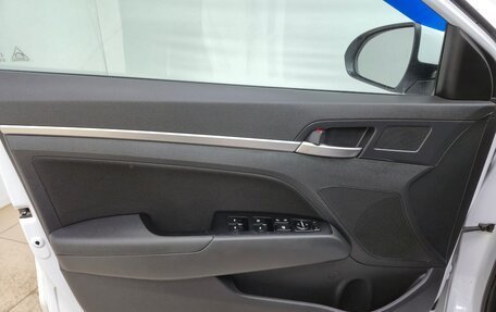 Hyundai Elantra VI рестайлинг, 2020 год, 1 740 000 рублей, 7 фотография