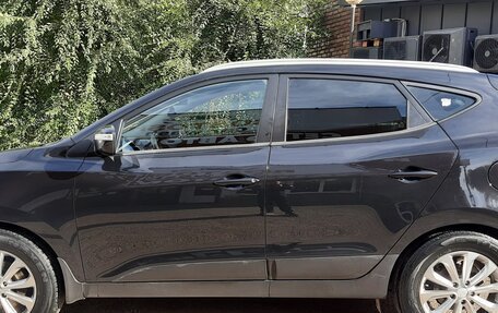 Hyundai ix35 I рестайлинг, 2010 год, 1 050 000 рублей, 3 фотография