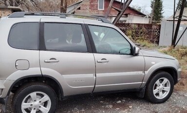 Chevrolet Niva I рестайлинг, 2018 год, 760 000 рублей, 4 фотография