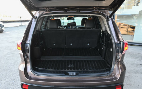 Toyota Highlander III, 2019 год, 4 030 000 рублей, 9 фотография