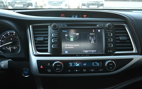 Toyota Highlander III, 2019 год, 4 030 000 рублей, 19 фотография