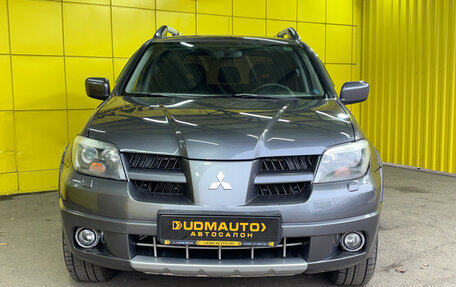 Mitsubishi Outlander III рестайлинг 3, 2006 год, 750 000 рублей, 2 фотография