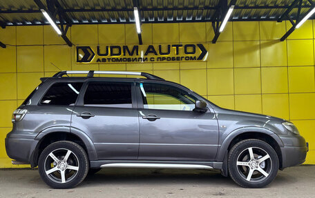 Mitsubishi Outlander III рестайлинг 3, 2006 год, 750 000 рублей, 4 фотография