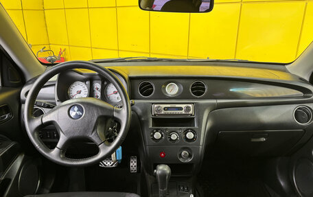 Mitsubishi Outlander III рестайлинг 3, 2006 год, 750 000 рублей, 16 фотография