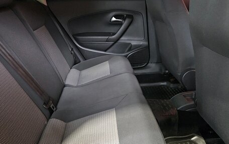 Volkswagen Polo VI (EU Market), 2013 год, 750 000 рублей, 13 фотография