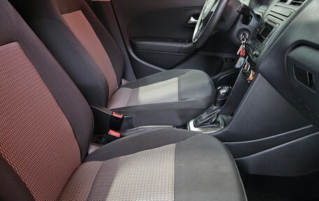 Volkswagen Polo VI (EU Market), 2013 год, 750 000 рублей, 12 фотография