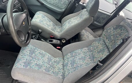 Chevrolet Niva I рестайлинг, 2004 год, 280 000 рублей, 6 фотография