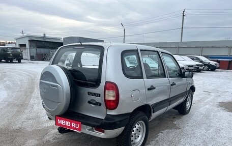 Chevrolet Niva I рестайлинг, 2004 год, 280 000 рублей, 2 фотография
