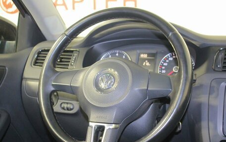 Volkswagen Jetta VI, 2013 год, 924 000 рублей, 16 фотография