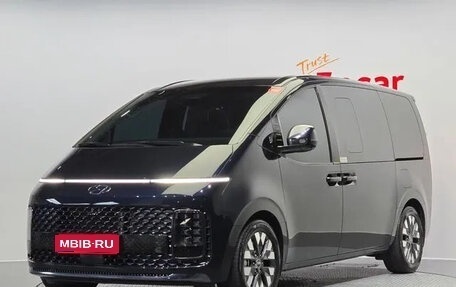 Hyundai Staria, 2022 год, 3 740 000 рублей, 1 фотография