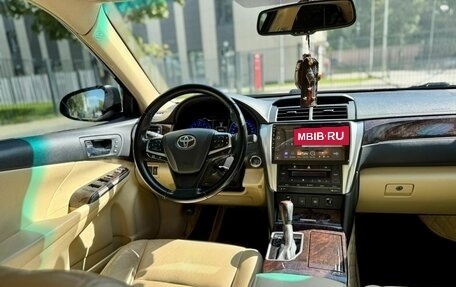 Toyota Camry, 2016 год, 2 330 000 рублей, 17 фотография