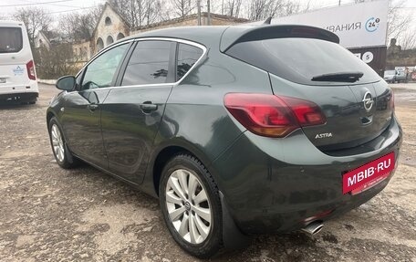 Opel Astra J, 2010 год, 690 000 рублей, 5 фотография