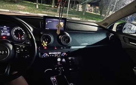 Audi A3, 2019 год, 2 350 000 рублей, 13 фотография