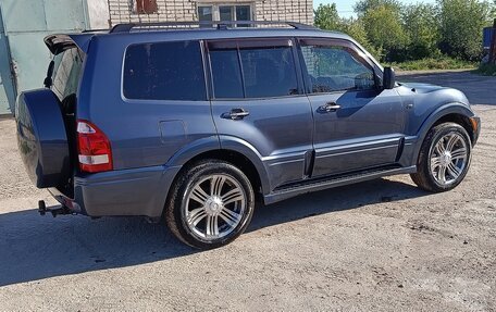 Mitsubishi Montero III, 2005 год, 999 999 рублей, 11 фотография