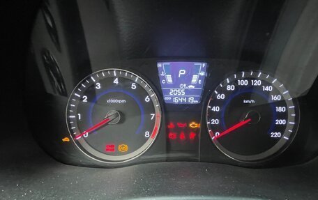 Hyundai Solaris II рестайлинг, 2011 год, 750 000 рублей, 13 фотография