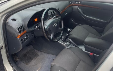 Toyota Avensis III рестайлинг, 2008 год, 890 000 рублей, 7 фотография