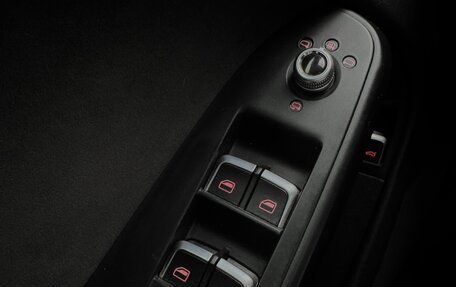 Audi A4, 2013 год, 2 000 000 рублей, 26 фотография