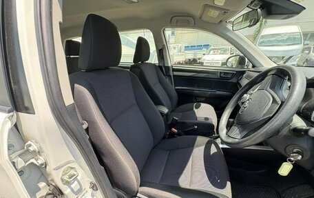 Toyota Corolla, 2018 год, 1 100 000 рублей, 8 фотография