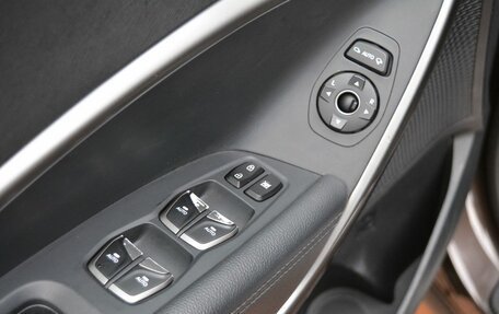 Hyundai Santa Fe III рестайлинг, 2017 год, 2 600 000 рублей, 26 фотография