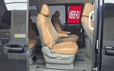 Hyundai Staria, 2022 год, 3 740 000 рублей, 12 фотография