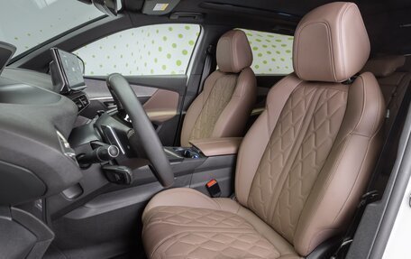 Peugeot 5008 II, 2024 год, 4 699 000 рублей, 6 фотография