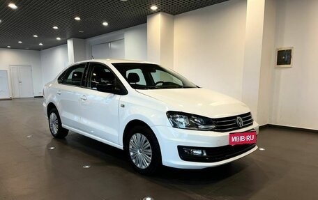 Volkswagen Polo VI (EU Market), 2020 год, 1 320 000 рублей, 1 фотография