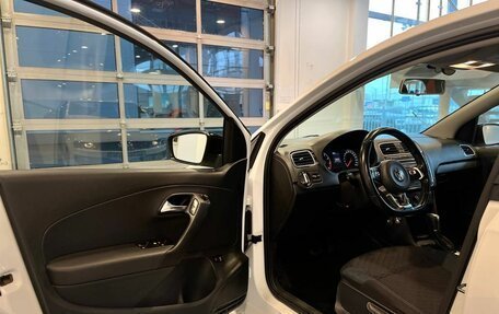 Volkswagen Polo VI (EU Market), 2020 год, 1 320 000 рублей, 21 фотография