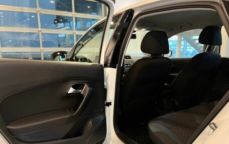 Volkswagen Polo VI (EU Market), 2020 год, 1 320 000 рублей, 24 фотография