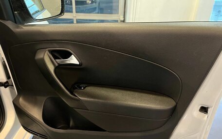 Volkswagen Polo VI (EU Market), 2020 год, 1 320 000 рублей, 28 фотография