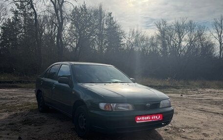 Nissan Almera, 1997 год, 210 000 рублей, 1 фотография